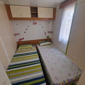 Habitación camas paralelas