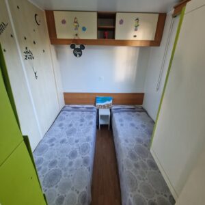 Habitación camas paralelas