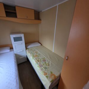 Armario camas paralelas