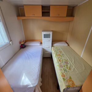 Habitación camas paralelas