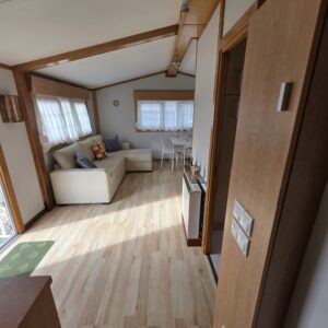 Pasillo hacia salón