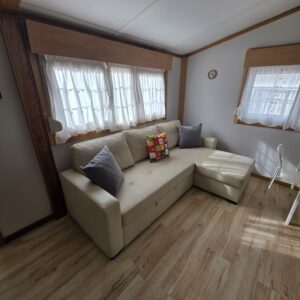 Salón con sofá cama